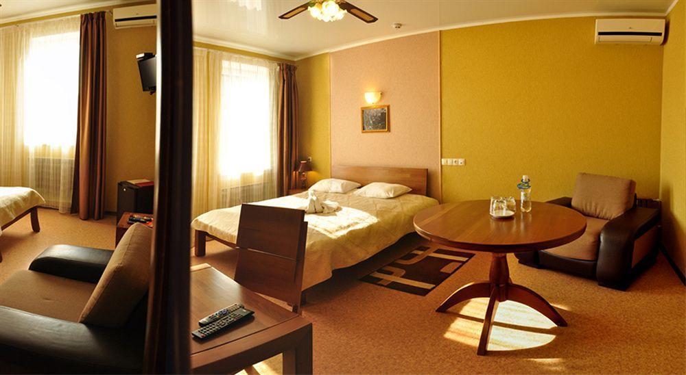 Hotel An-2 Kharkiv Eksteriør bilde